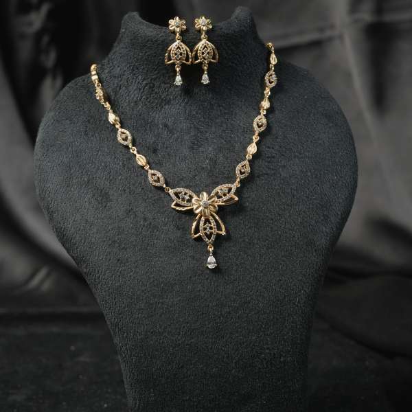 Gold Crystal Necklace Set