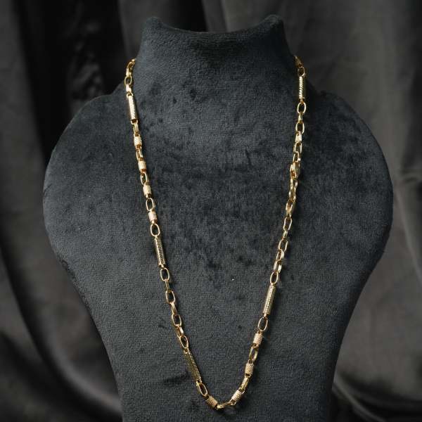 Elegant Gold Link Chain