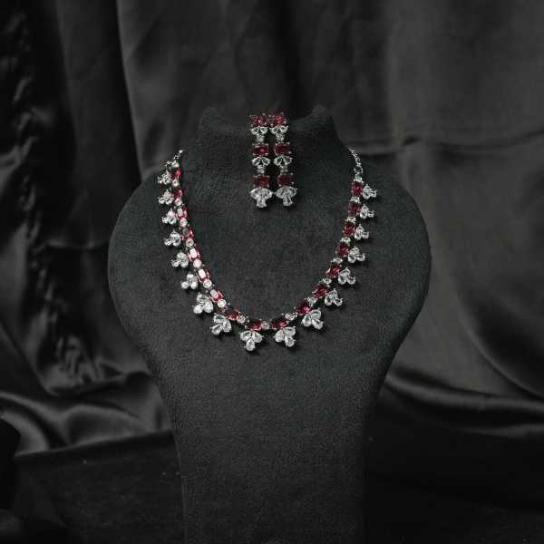 Ad Silver Polish Short Stones Necklace Set