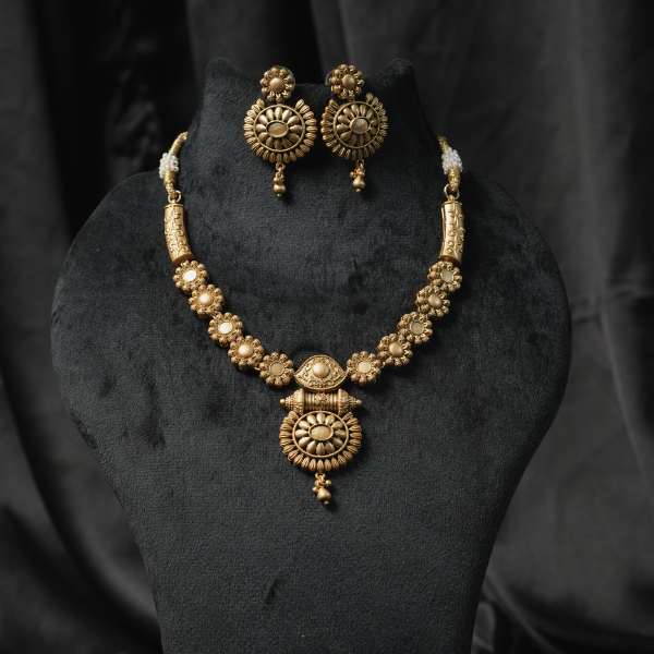 Royal Antique Sunburst Necklace Set With Earrings