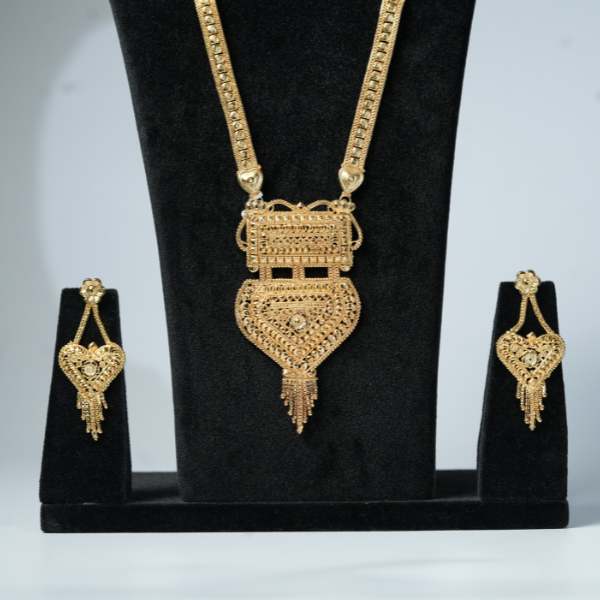 Traditional Gold Finish Rani Haar Bridal